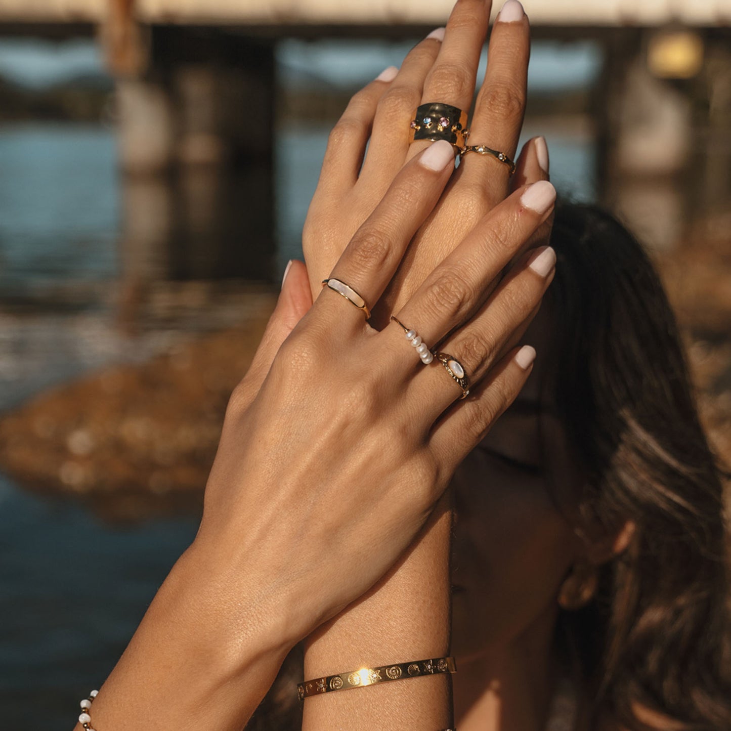 SHELL BAND Ring