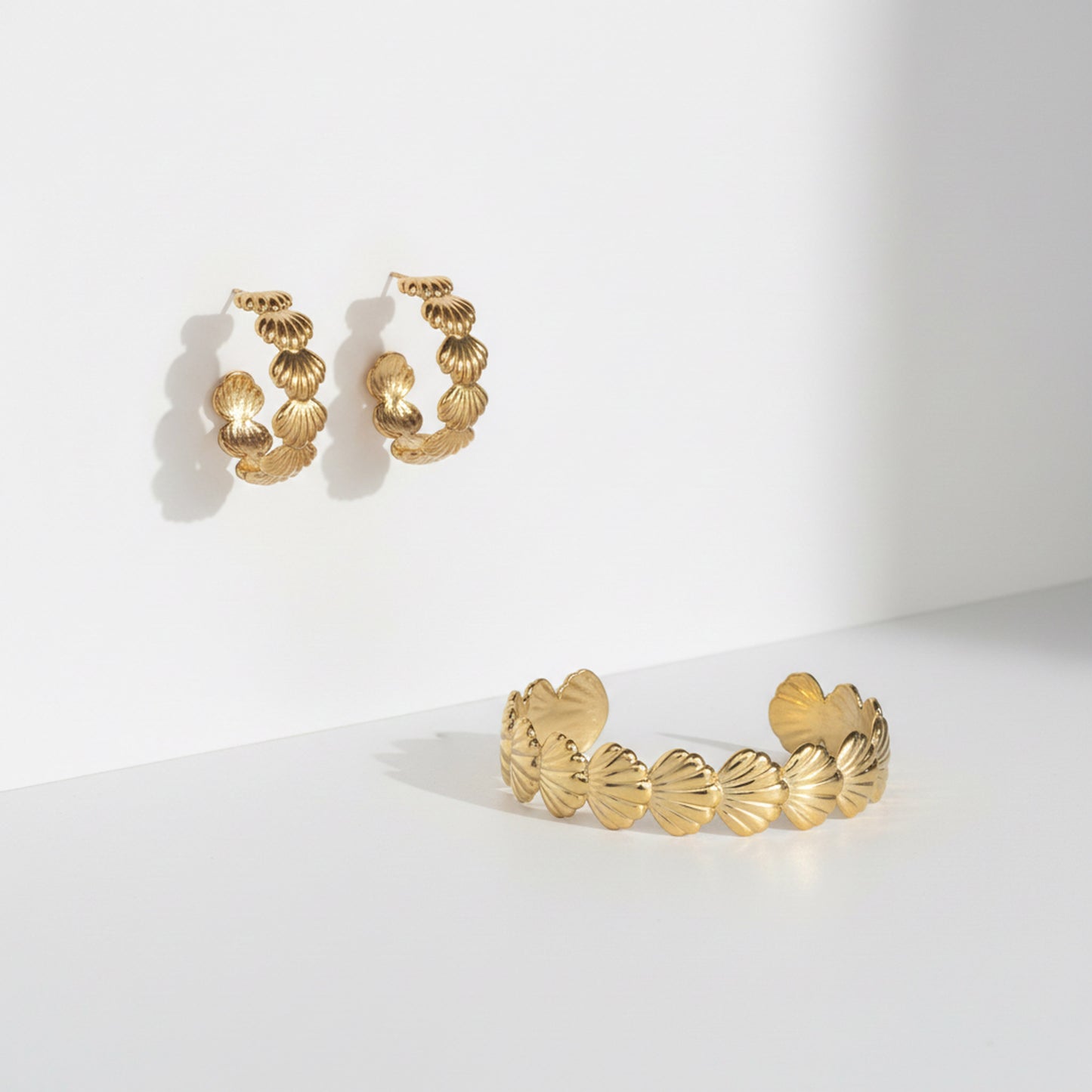 ISLA SHELL Bundle - Earrings & Bracelet